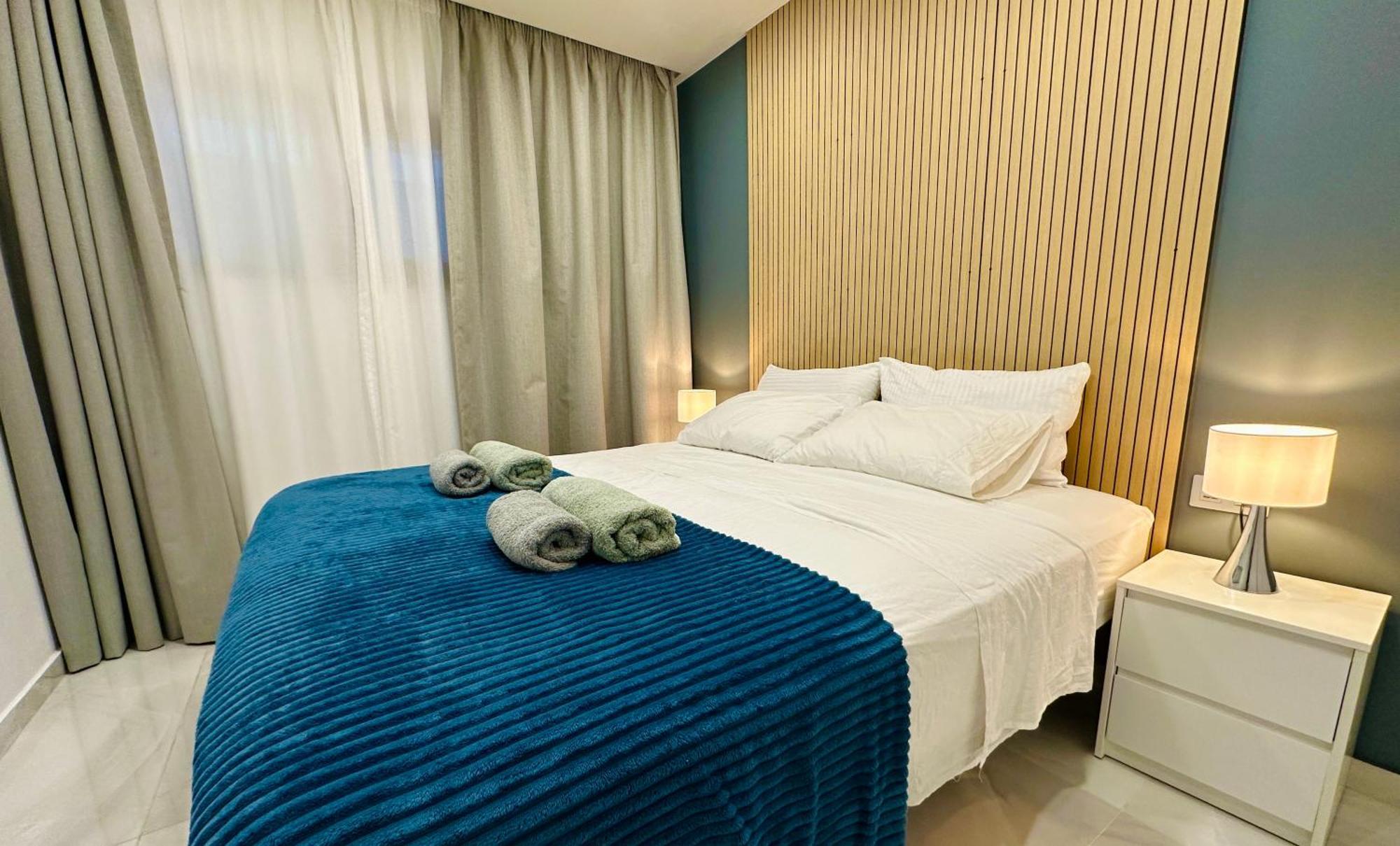 Апартаменты Luxury Diamond - Ocean View, Big Terraces, Air Con, Wifi Лос Кристианос Экстерьер фото