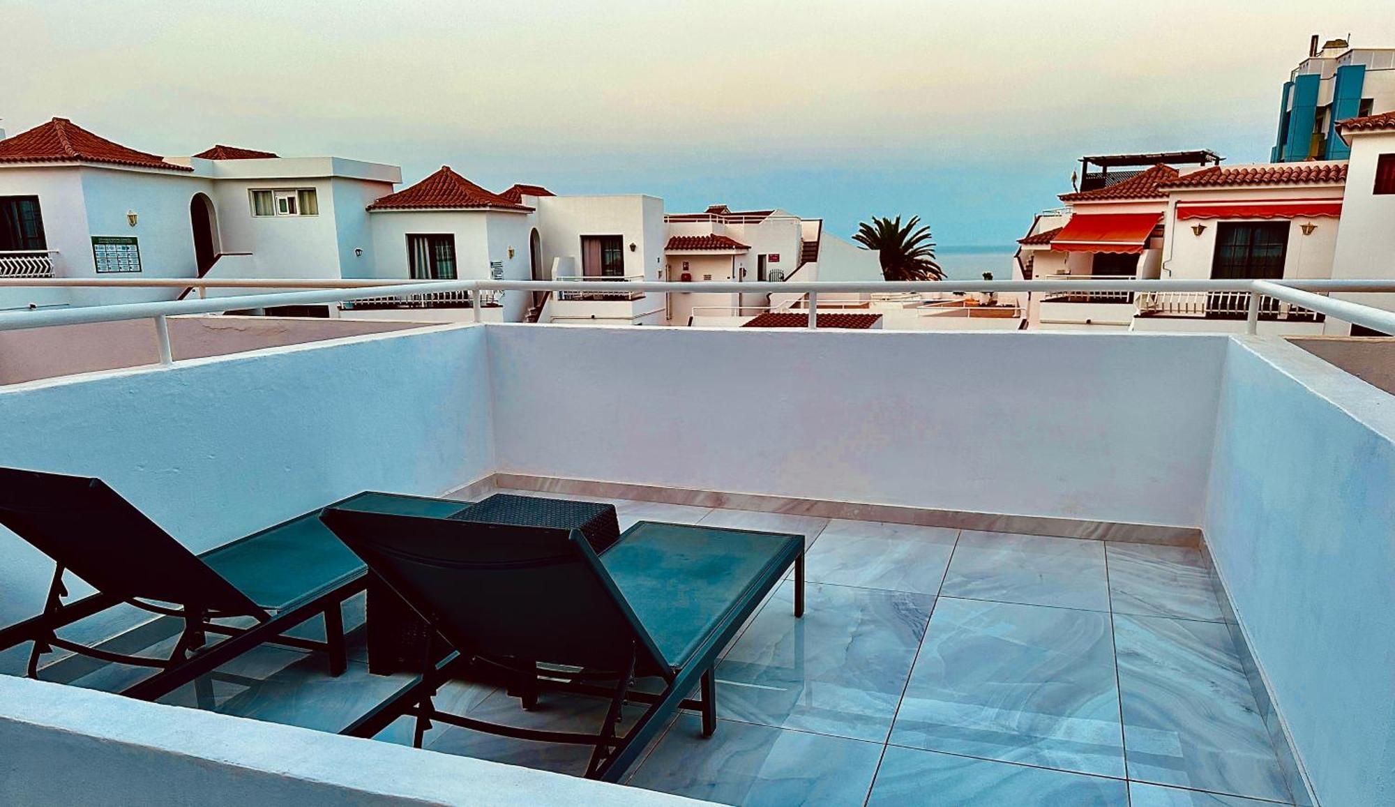 Апартаменты Luxury Diamond - Ocean View, Big Terraces, Air Con, Wifi Лос Кристианос Экстерьер фото